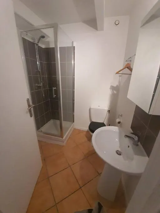 Budgetbnb 181 Toulon Appartement