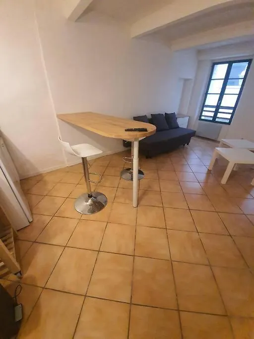 Budgetbnb 181 Toulon Appartement